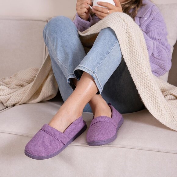 Women's Lightweight Purple Comfy Loafer Memory Foam Non Slip Slippers Boot Shoes - Picture 2 of 7